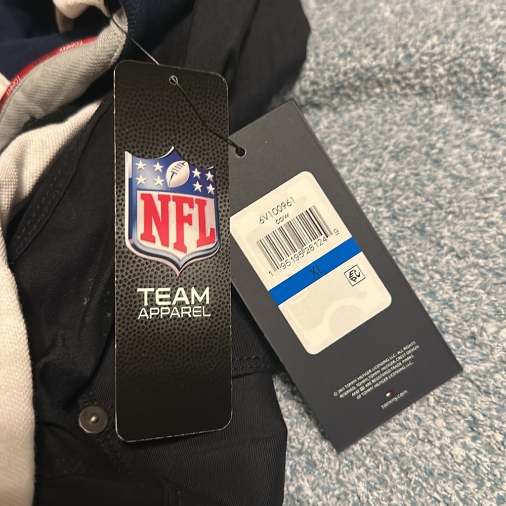 Tommy Hilfiger Dallas Cowboys Polo - Picture 4 of 4
